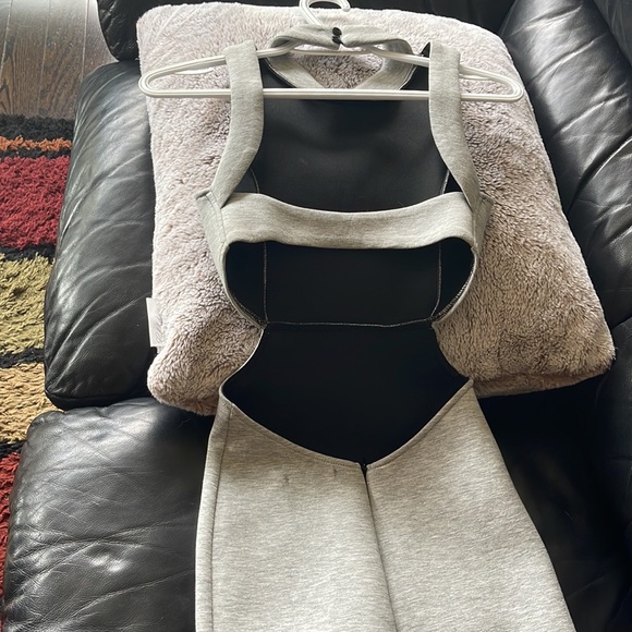 Mossman Dress - Picture 10 of 17